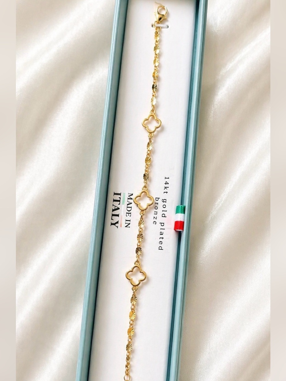 14K Gold Clover Bracelet Dainty Luxury Stackable Jewelry Trendy Gift for Her - Picture 5 of 6